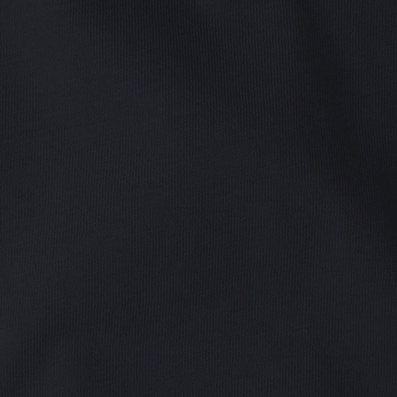ESSENTIAL T W