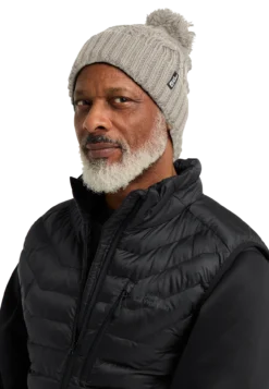POMPOM BEANIE