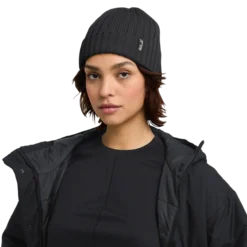RIB KNIT BEANIE