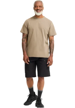 TRAVEL T M