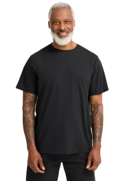 TRAVEL T M