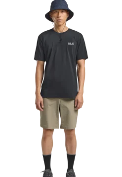 VONNAN GRAPHIC T M
