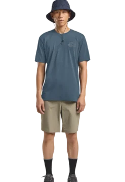 VONNAN GRAPHIC T M