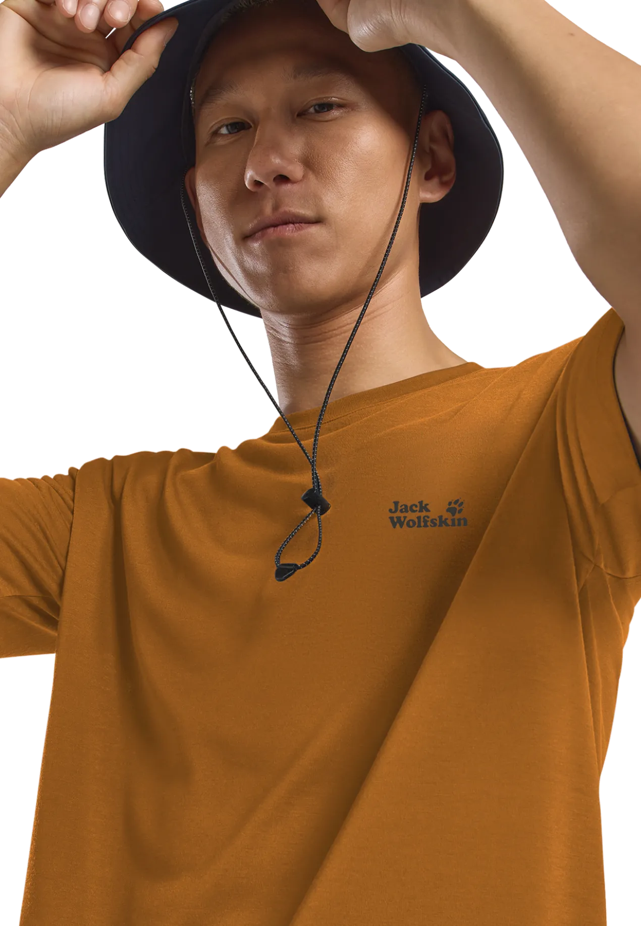 VONNAN GRAPHIC T M