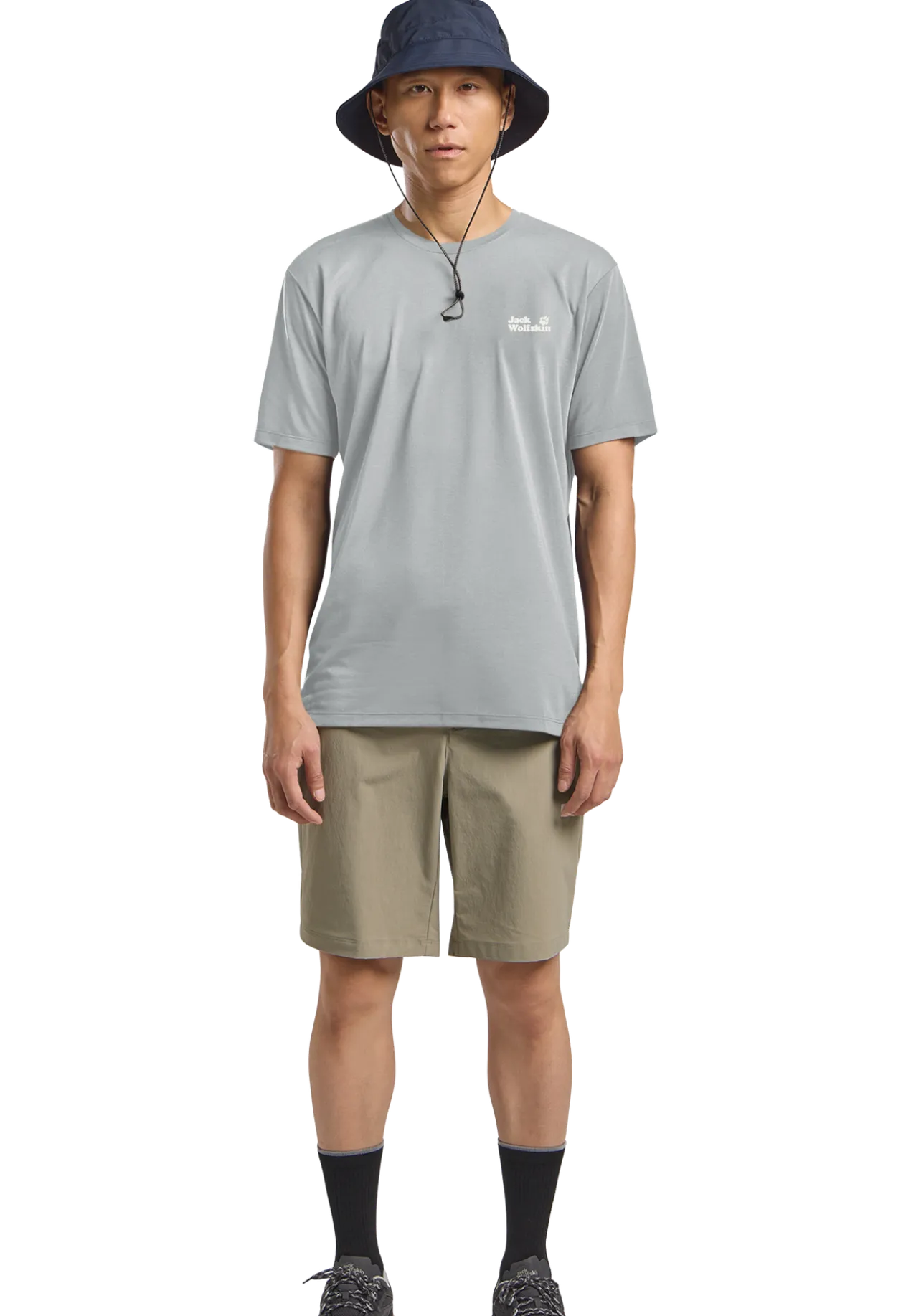 VONNAN GRAPHIC T M